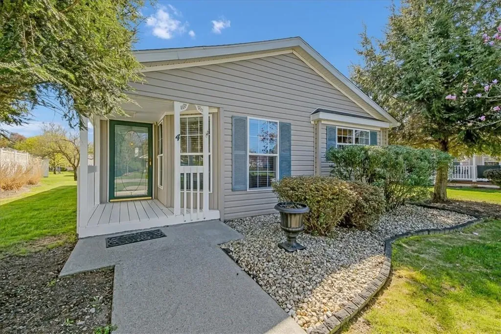 4 Boynton Drive Poughkeepsie NY 12603