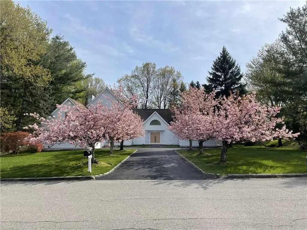 38 Brookwood Drive Briarcliff Manor NY 10510