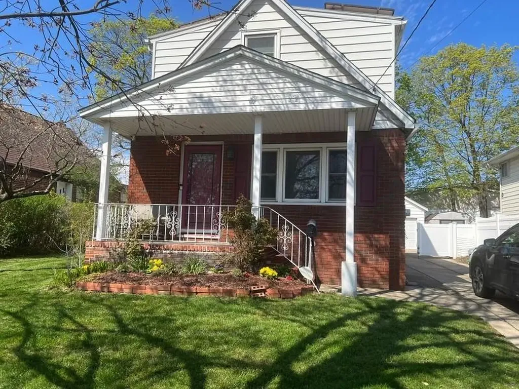 21 Harvard Street Valley Stream NY 11580
