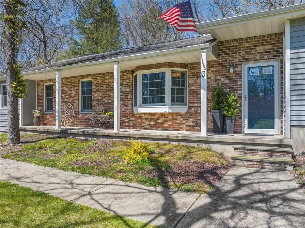 3 Romney Way Cottekill NY 12419