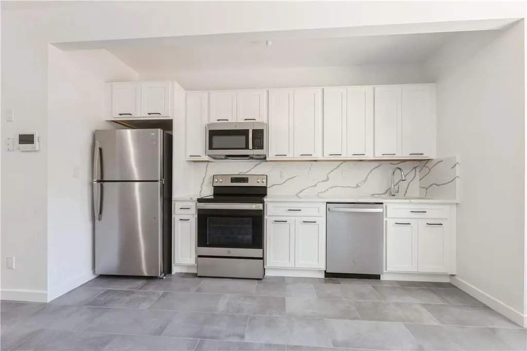 962 S Route 9w Congers NY 10920