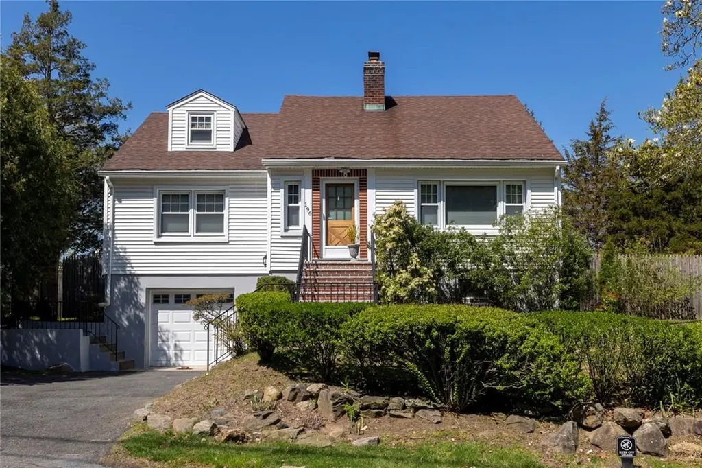 196 Orchard Street White Plains NY 10604