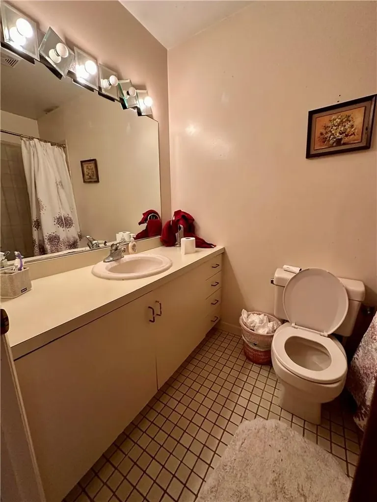 10 Tall Pines Lane Mount Kisco NY 10549