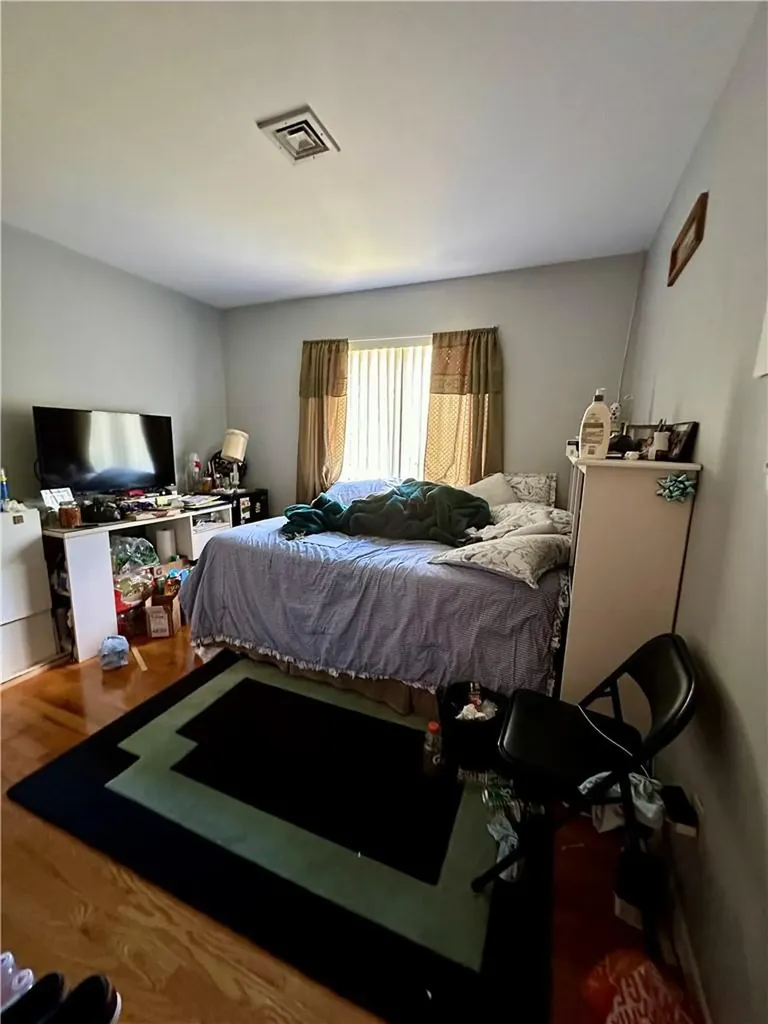 10 Tall Pines Lane Mount Kisco NY 10549