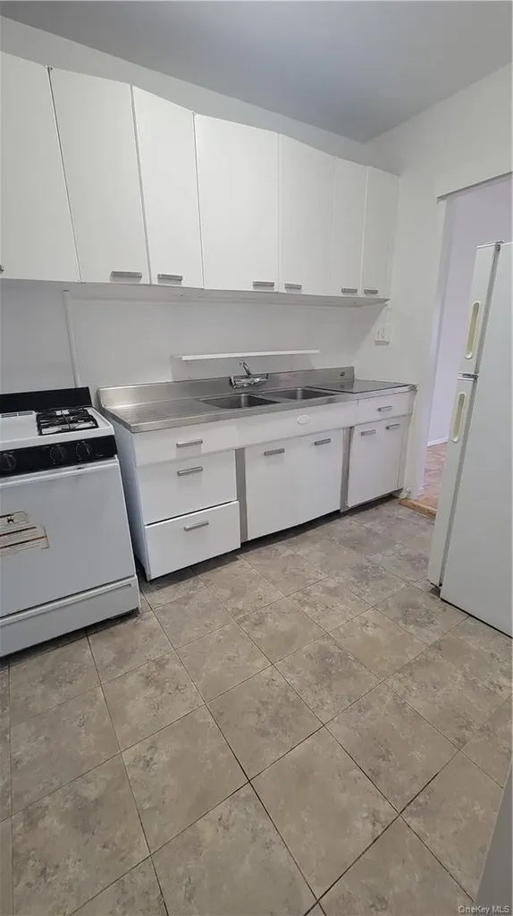 3 Fordham Hill Oval Bronx NY 10468