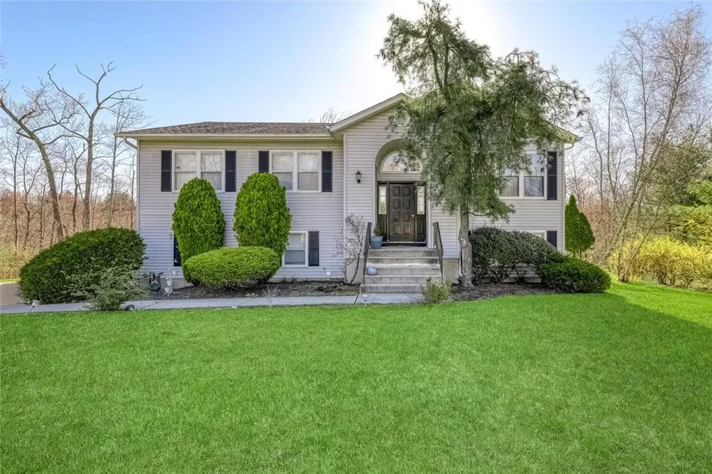 8 Aron Court Spring Valley NY 10977