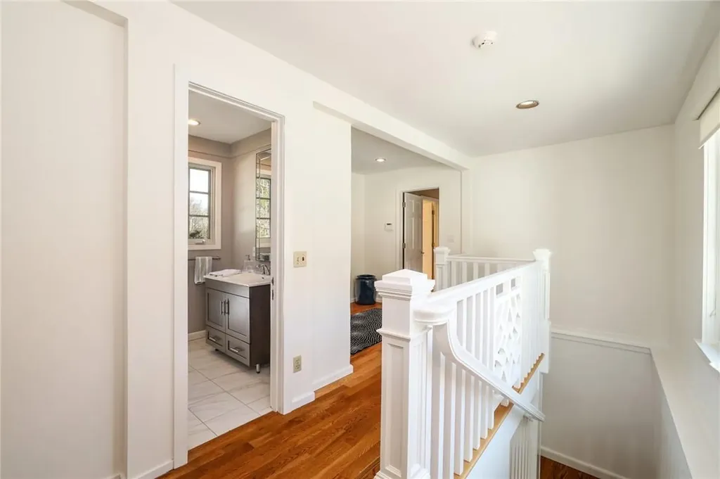 21 Taylor Road Mount Kisco NY 10549