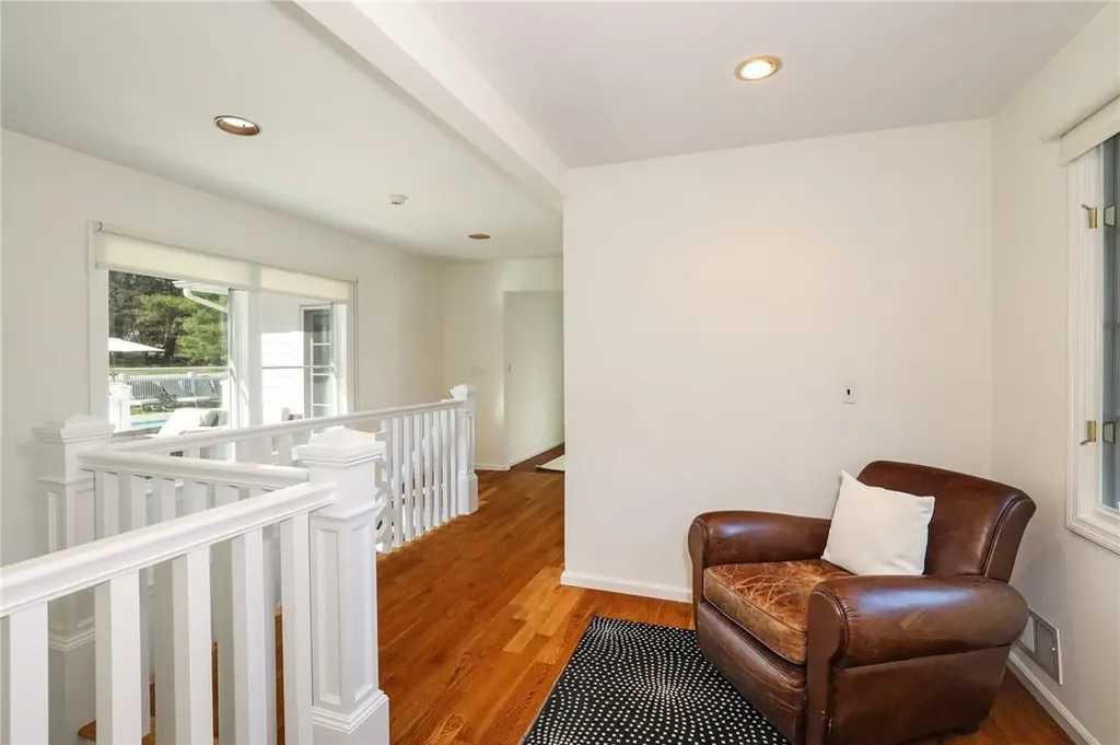 21 Taylor Road Mount Kisco NY 10549