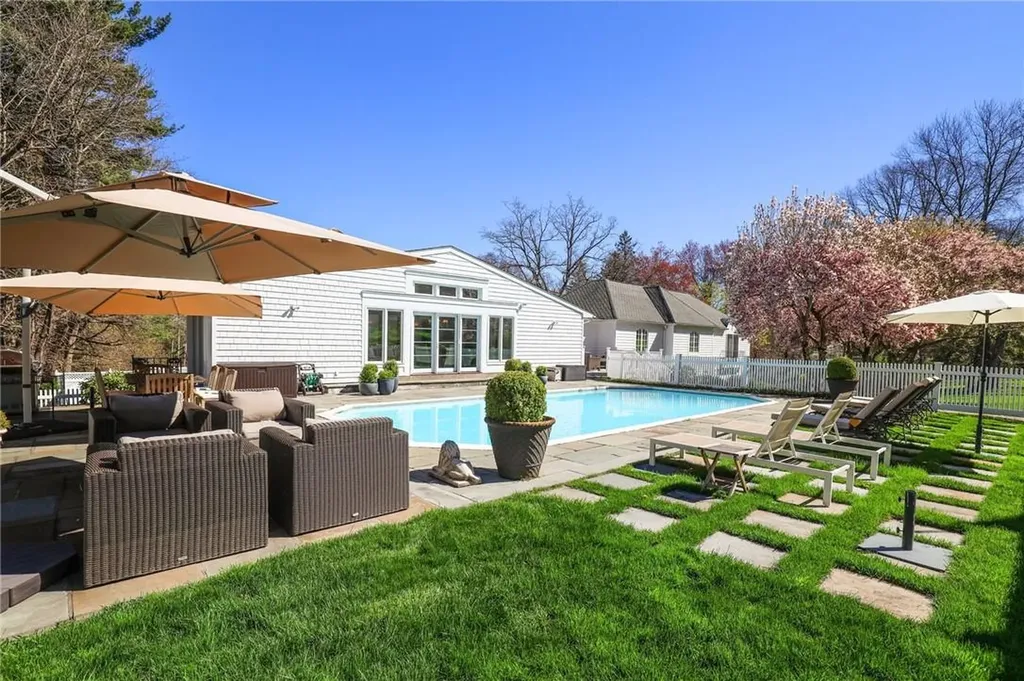 21 Taylor Road Mount Kisco NY 10549