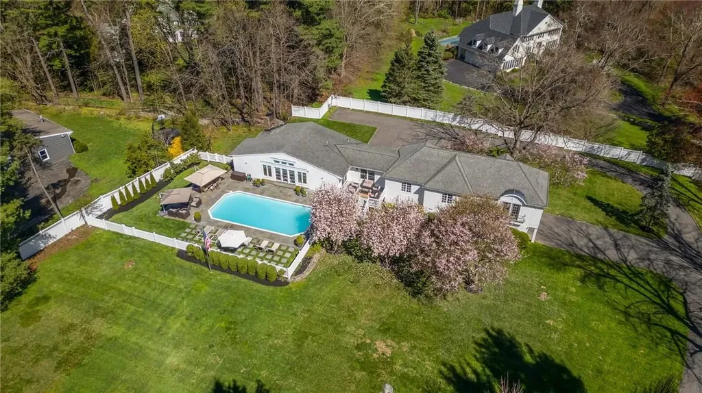 21 Taylor Road Mount Kisco NY 10549