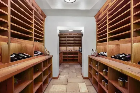 70 Meeting House Road Bedford Corners NY 10549