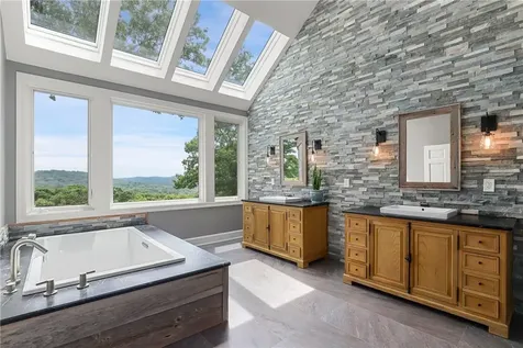 70 Meeting House Road Bedford Corners NY 10549