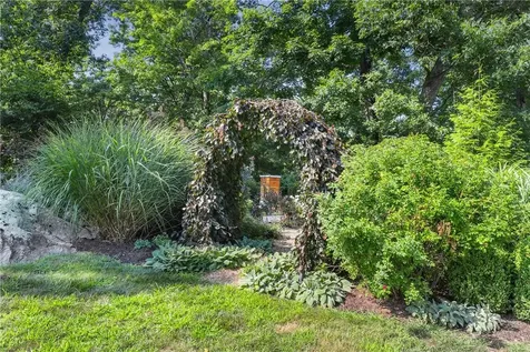 70 Meeting House Road Bedford Corners NY 10549