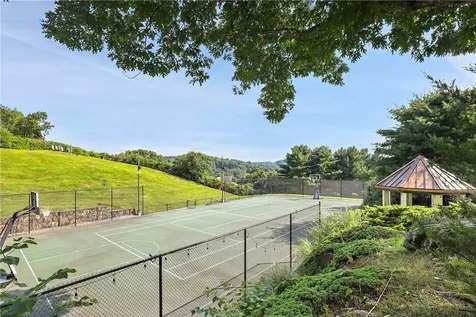 70 Meeting House Road Bedford Corners NY 10549