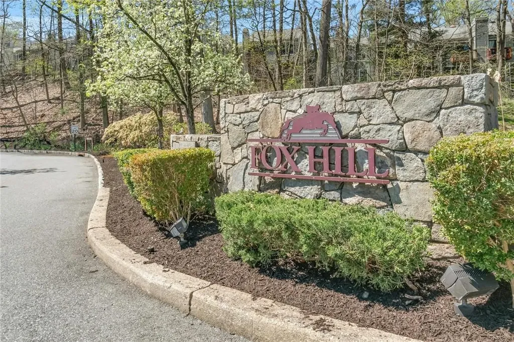 184 Horseshoe Circle Ossining NY 10562