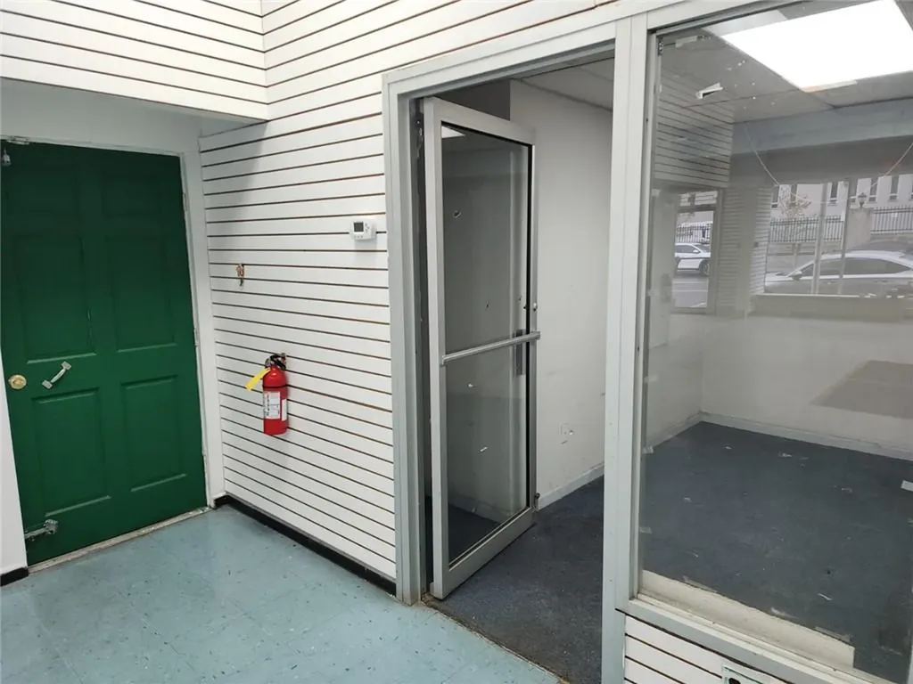 42 East Post Road White Plains NY 10601