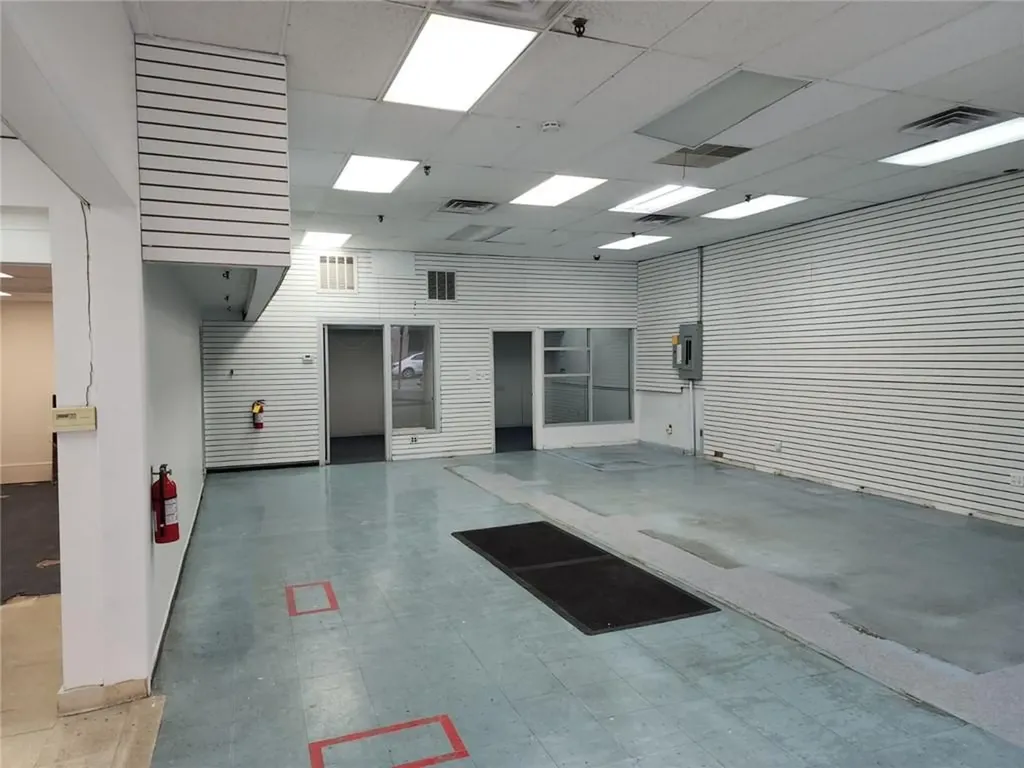 42 East Post Road White Plains NY 10601
