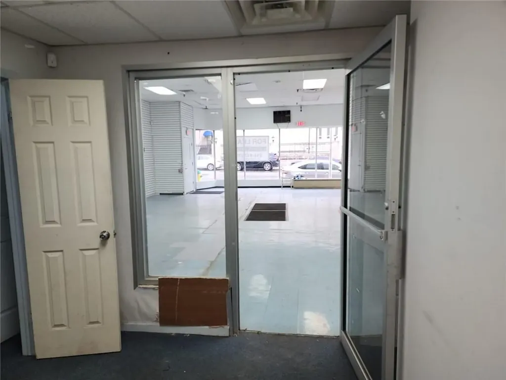 42 East Post Road White Plains NY 10601
