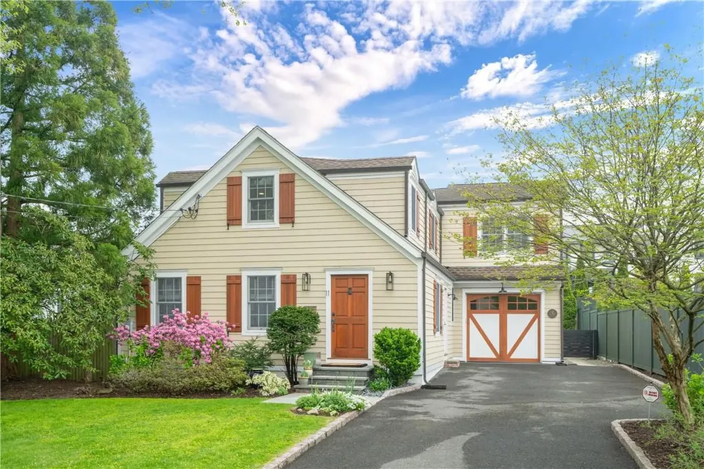 11 Hayward Place Rye NY 10580