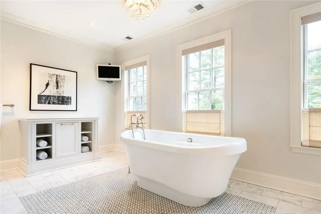 160 Forest Avenue Rye NY 10580