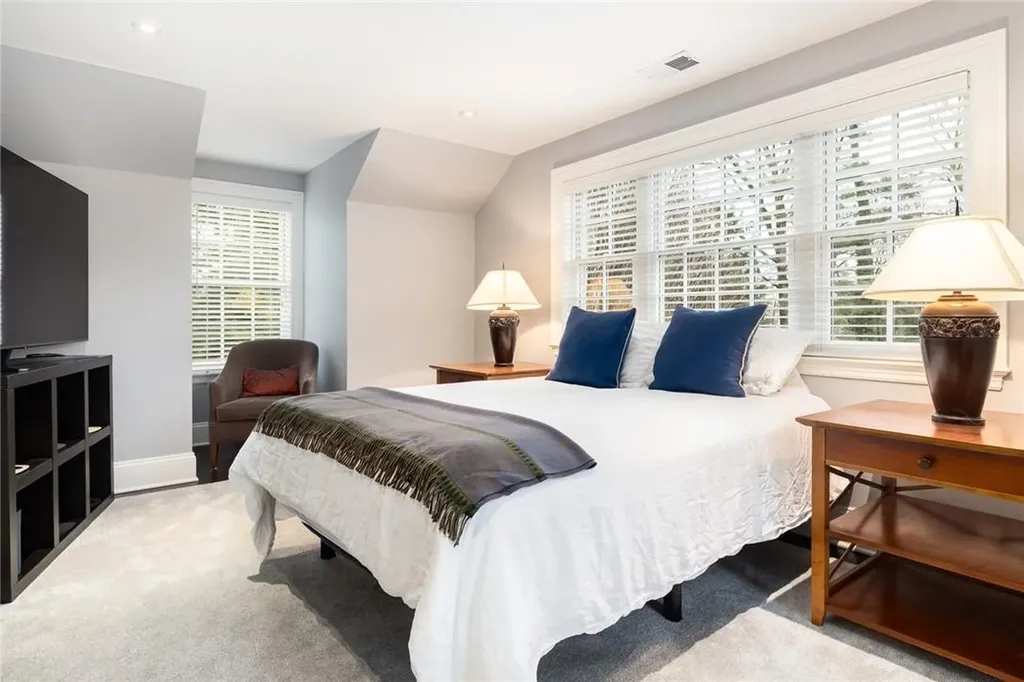160 Forest Avenue Rye NY 10580