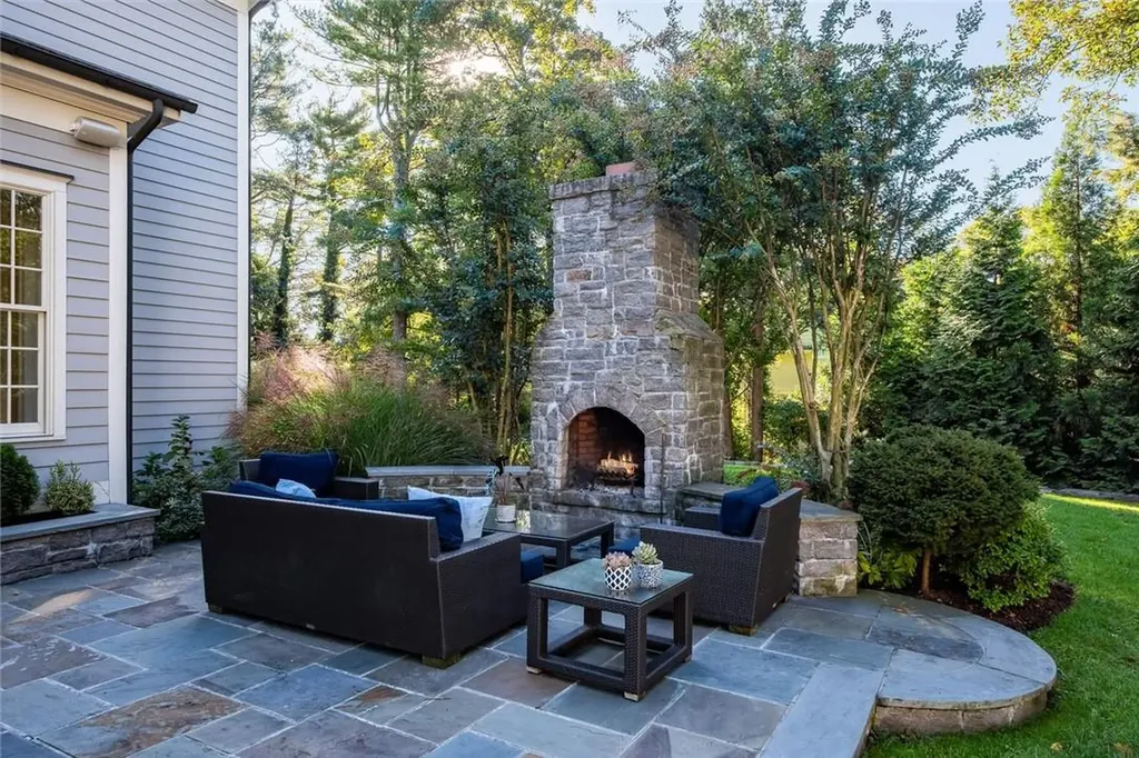 160 Forest Avenue Rye NY 10580