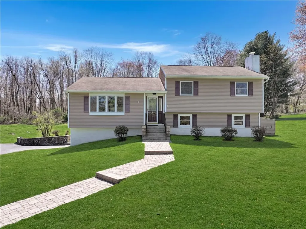 4 Keith Place Campbell Hall NY 10916