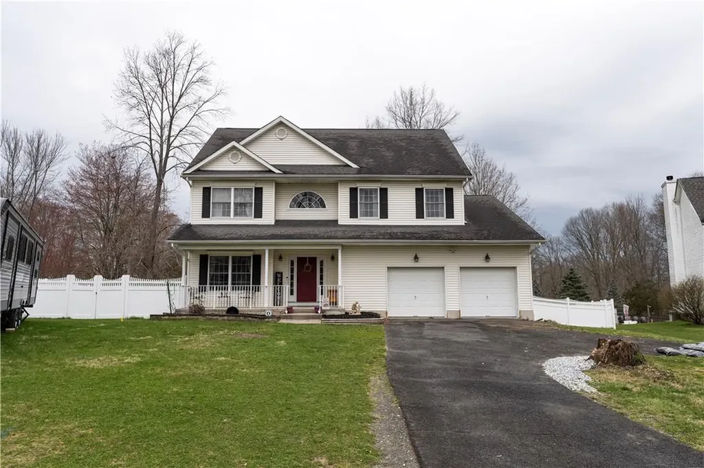 9 Gatehouse Place Walden NY 12586