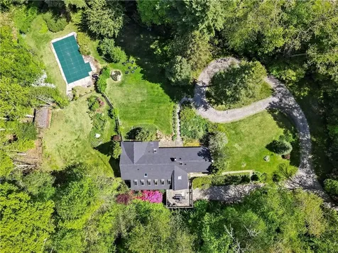 19 Jackson Road Bedford NY 10506