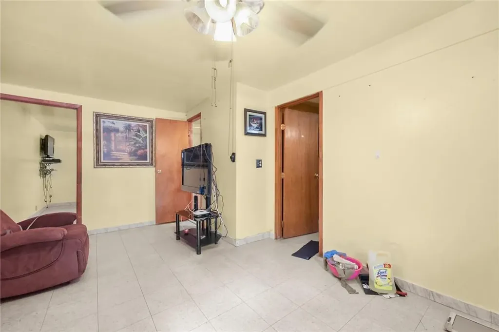 1634 Hering Avenue Bronx NY 10461