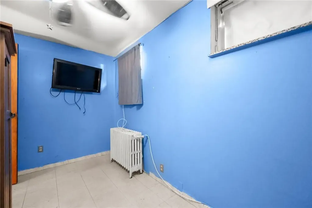1634 Hering Avenue Bronx NY 10461