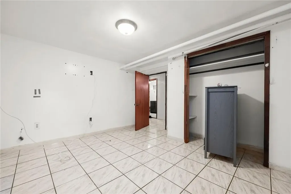 1634 Hering Avenue Bronx NY 10461