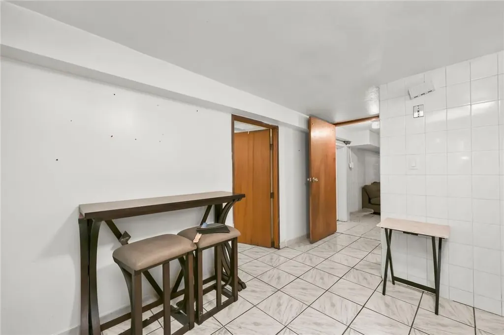 1634 Hering Avenue Bronx NY 10461
