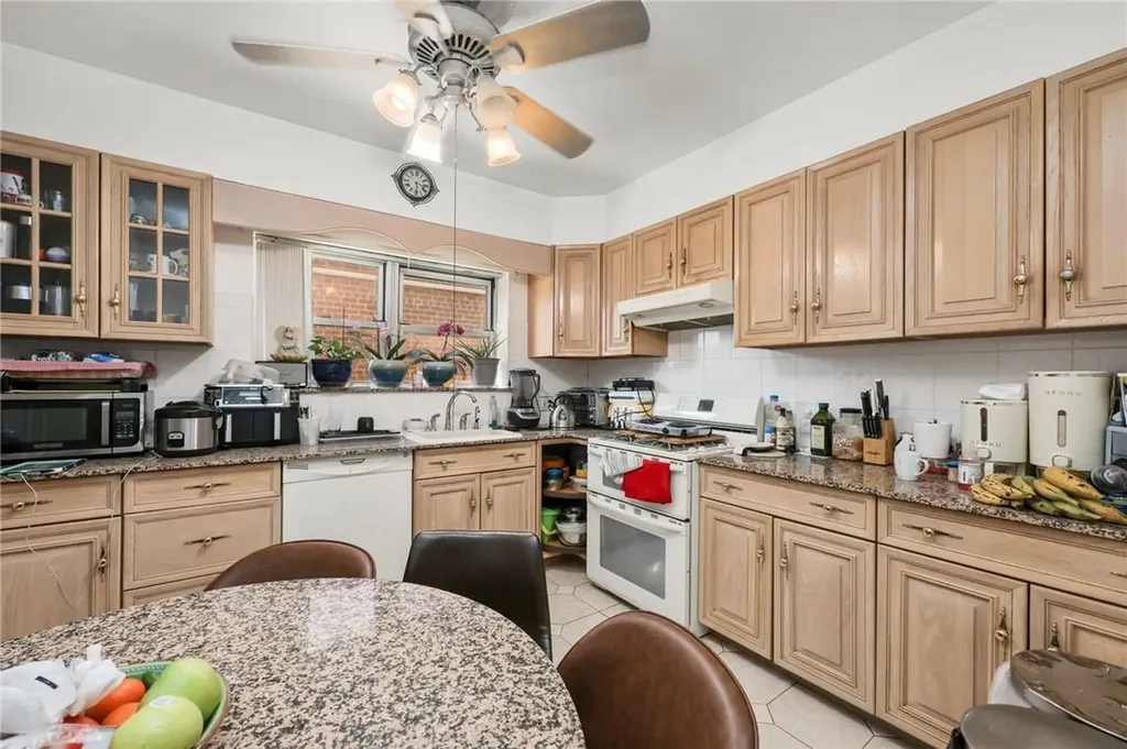 1634 Hering Avenue Bronx NY 10461