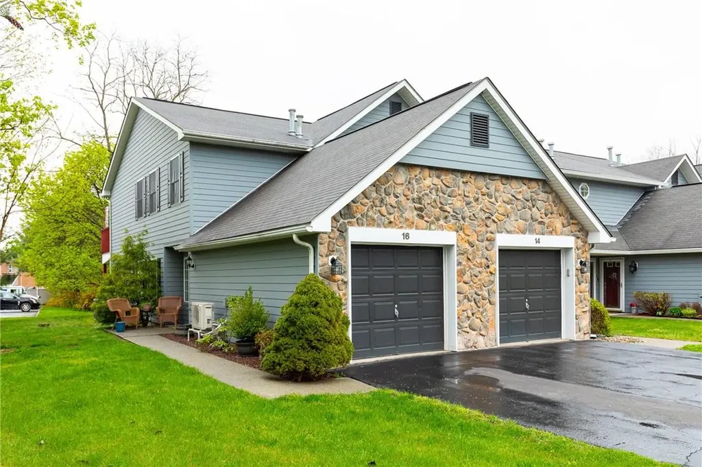 16 Lamplight Street Beacon NY 12508