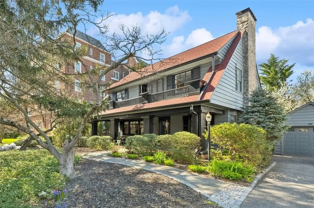 11 Midland Avenue Bronxville NY 10708