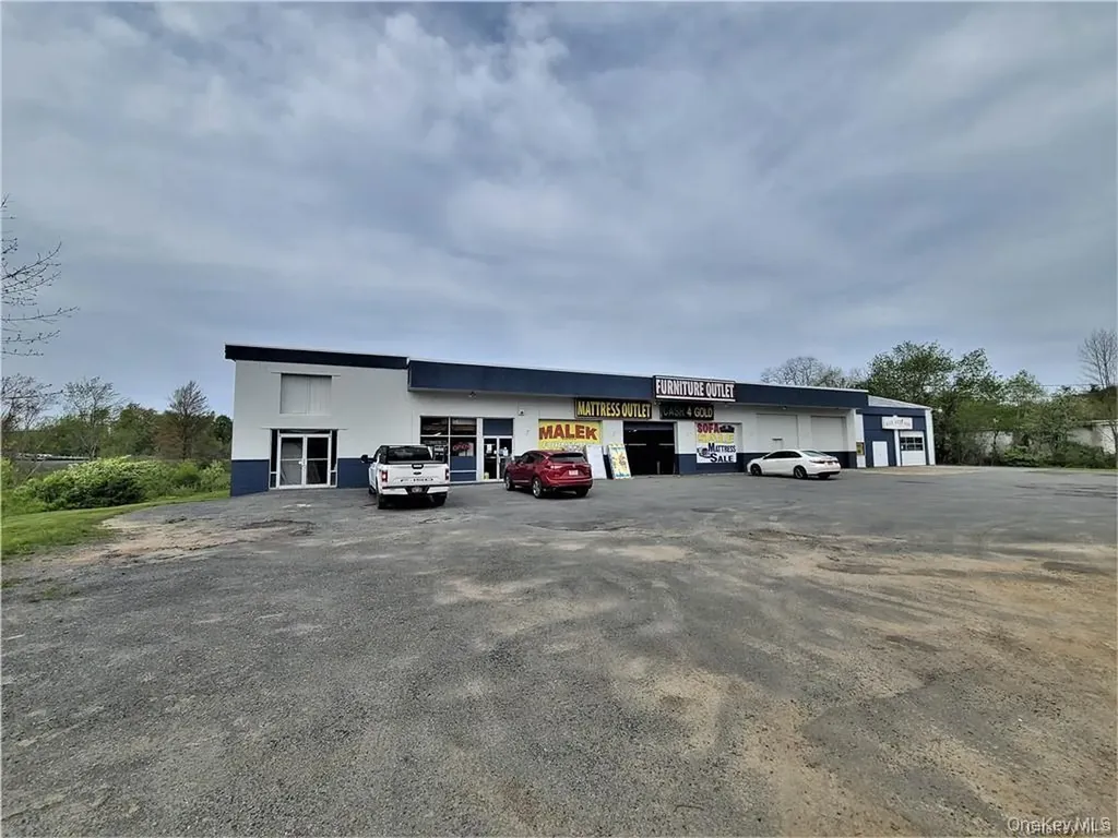 184-186 E Broadway Monticello NY 12701