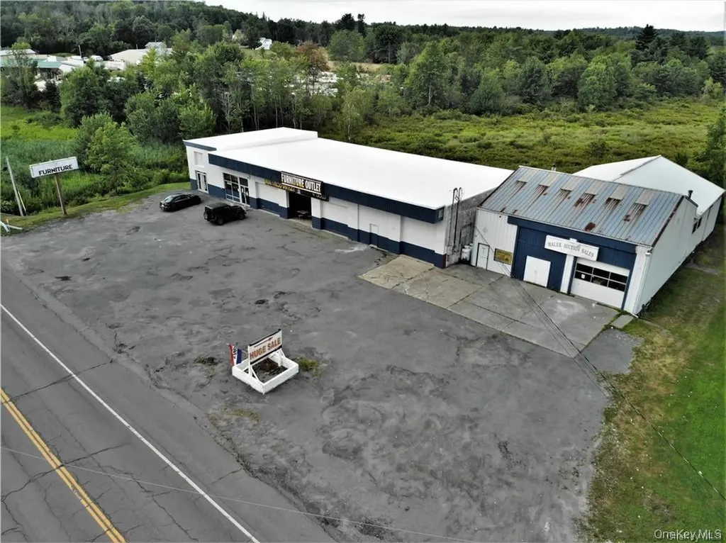 184-186 E Broadway Monticello NY 12701