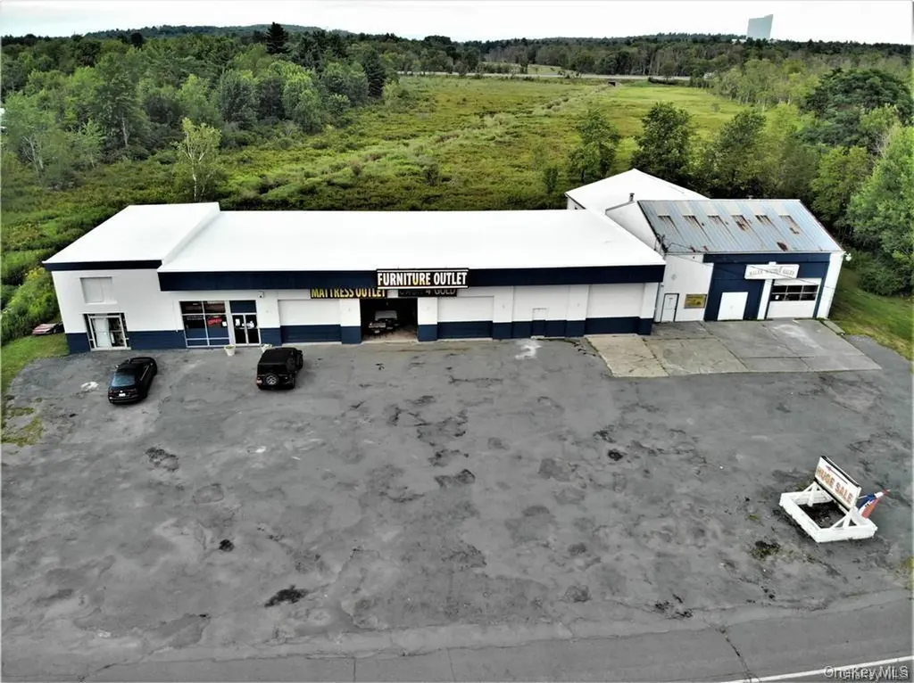 184-186 E Broadway Monticello NY 12701