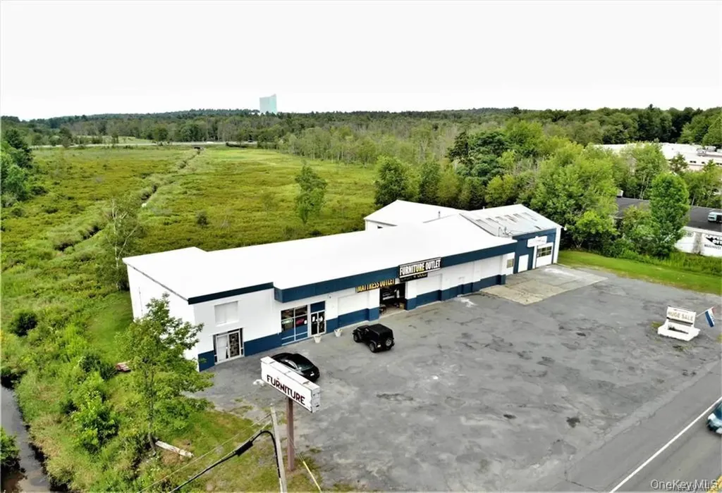184-186 E Broadway Monticello NY 12701