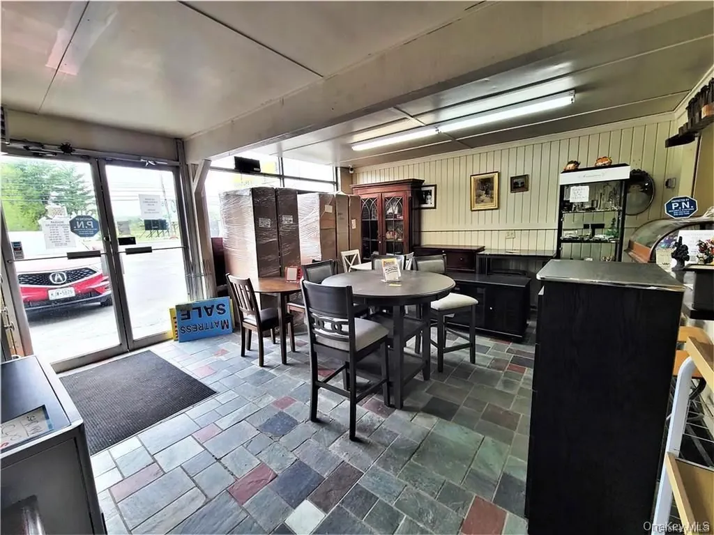 184-186 E Broadway Monticello NY 12701