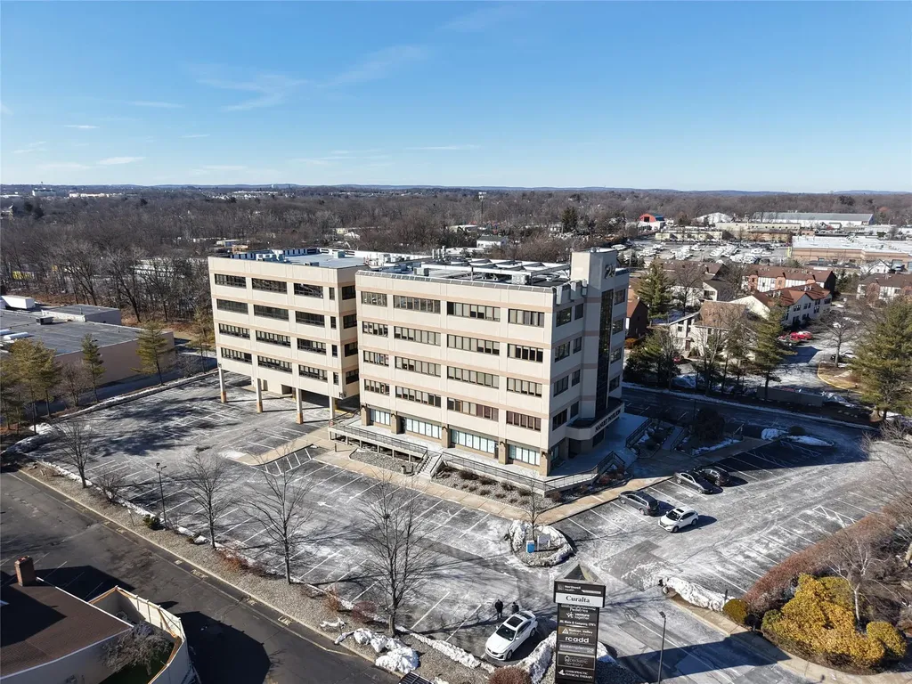 25 Smith Street Nanuet NY 10954