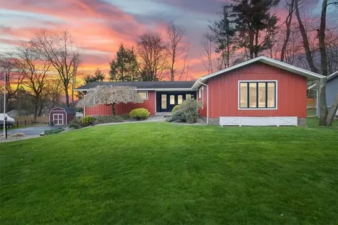 17 Scenic Drive Poughkeepsie NY 12603