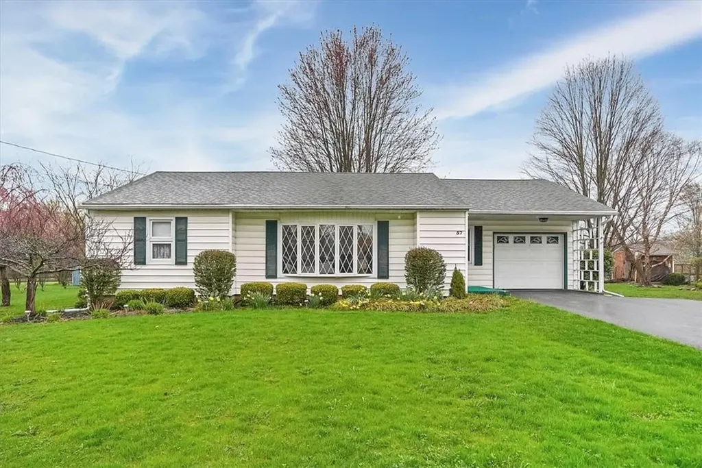 57 Ryerson Road New Hampton NY 10958