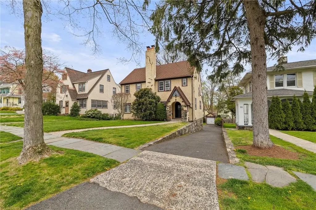 28 Lenox Avenue White Plains NY 10603