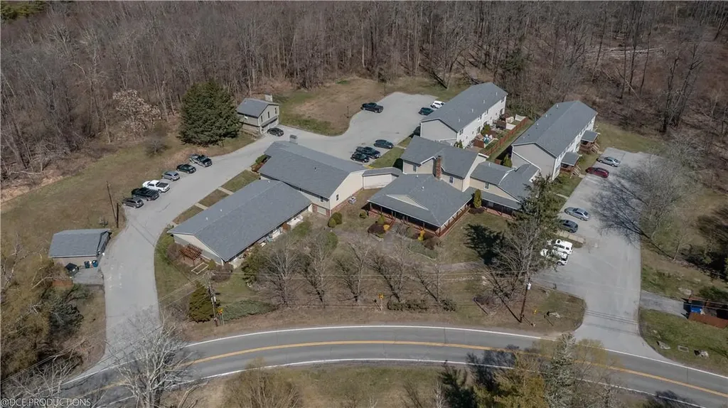 1-18 Willow Way Rhinebeck NY 12572