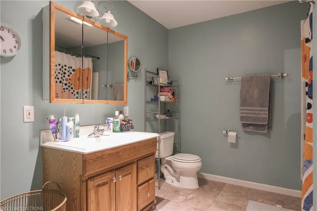 1-18 Willow Way Rhinebeck NY 12572