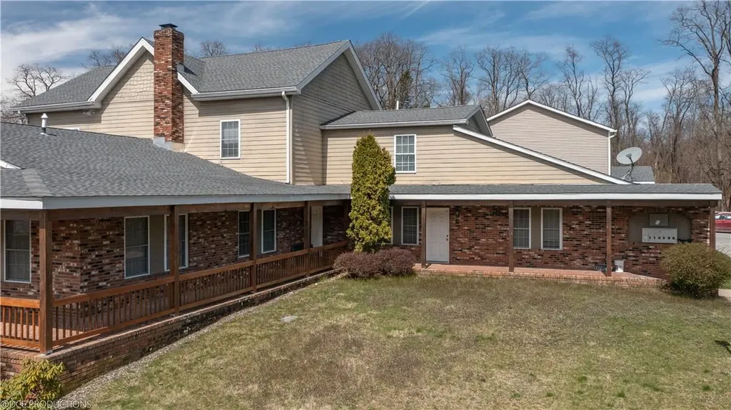 1-18 Willow Way Rhinebeck NY 12572