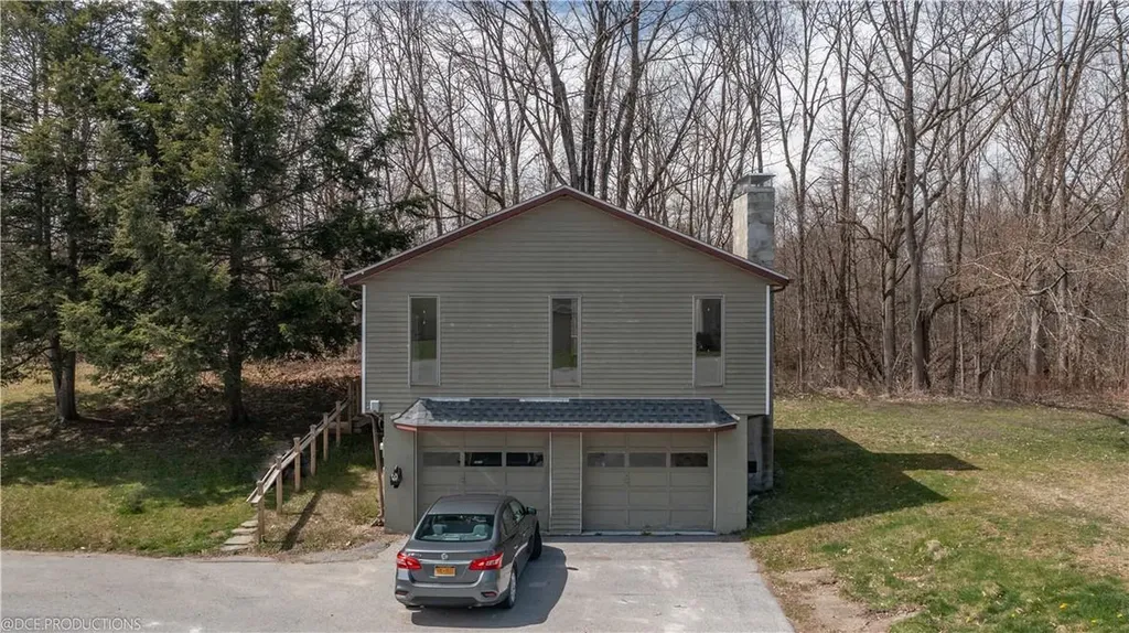 1-18 Willow Way Rhinebeck NY 12572