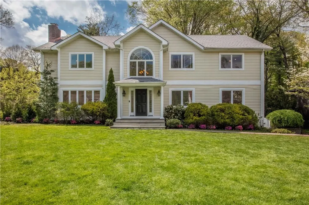 69 Kewanee Road New Rochelle NY 10804